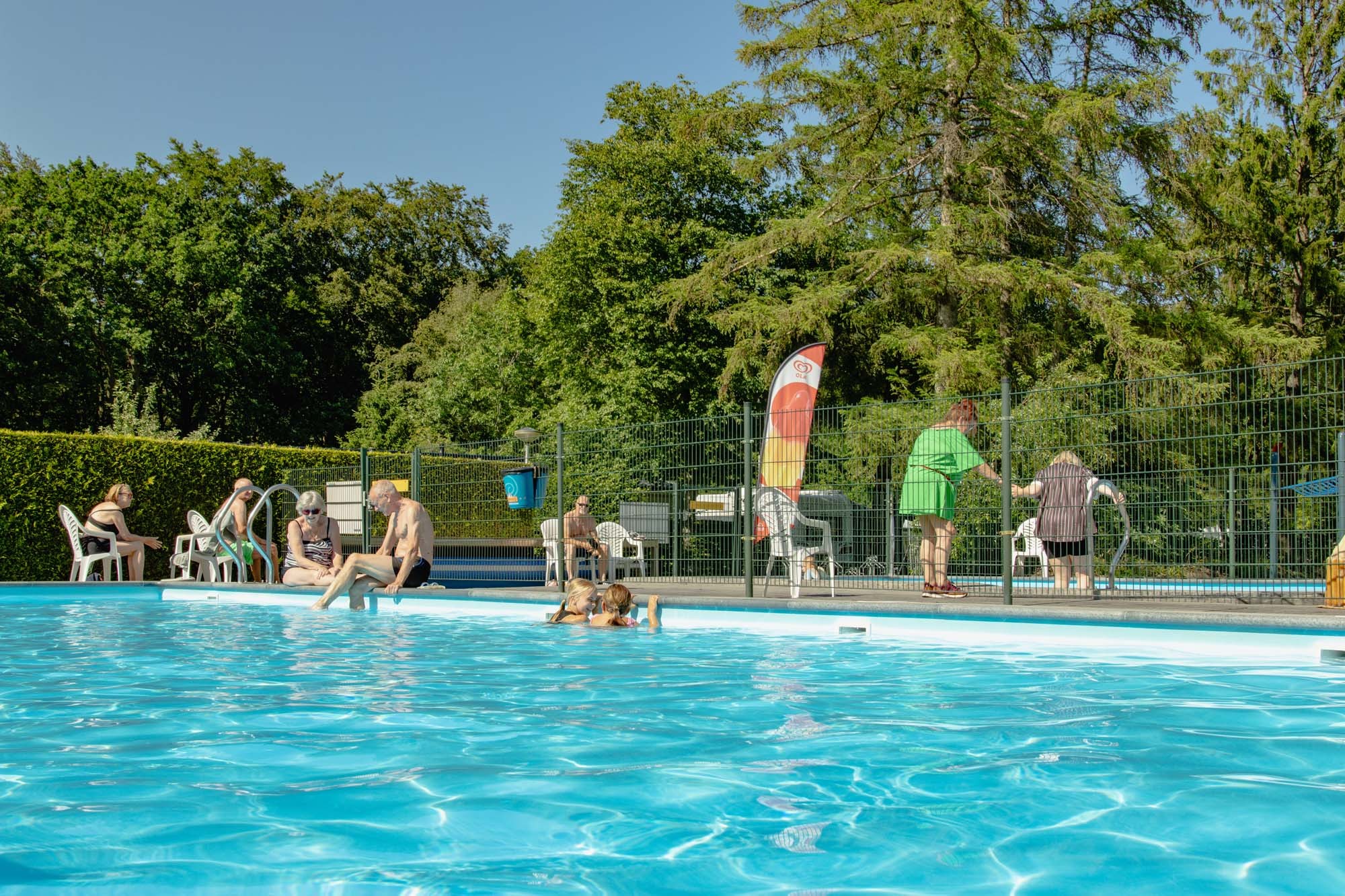 Camping met zwembad 14