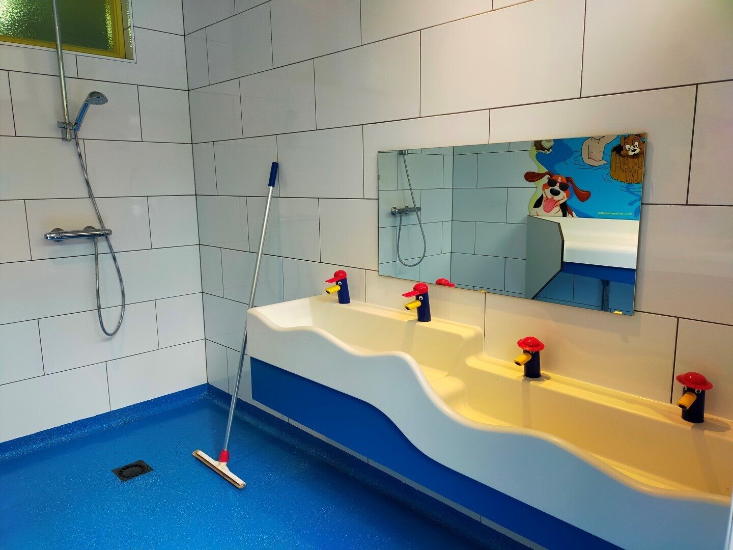 Sanitair5